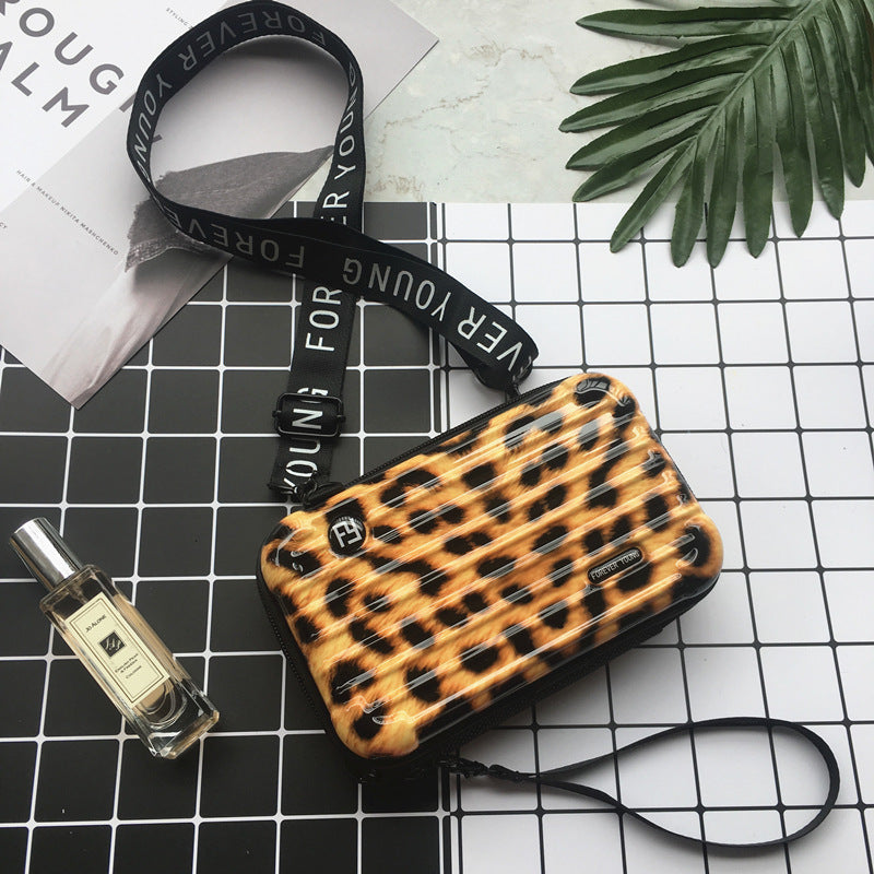 Factory direct sales seven inch cosmetic bag hard shell toiletry bag travel clutch bag portable storage bag PC mini suitcase