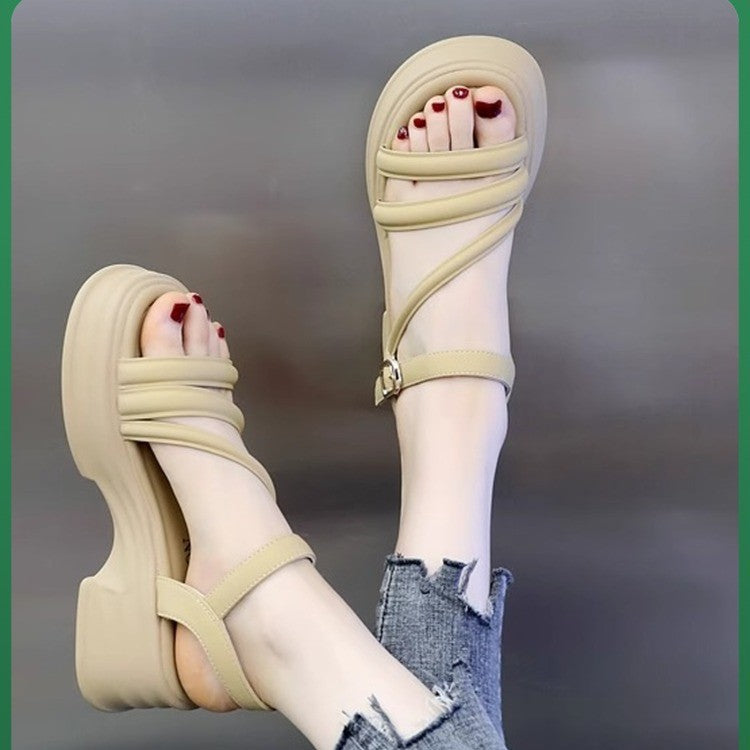 Special offer: thick-soled roman sandals for women, summer 2025 Internet celebrity hot style with skirt, casual and versatile beach shoes by the sea