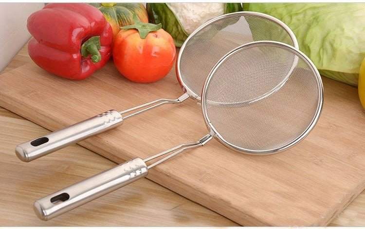 Stainless steel scoop colander over water spoon fried scoop noodles scoop strainer spoon line drain spicy hot colander kitchen supplies