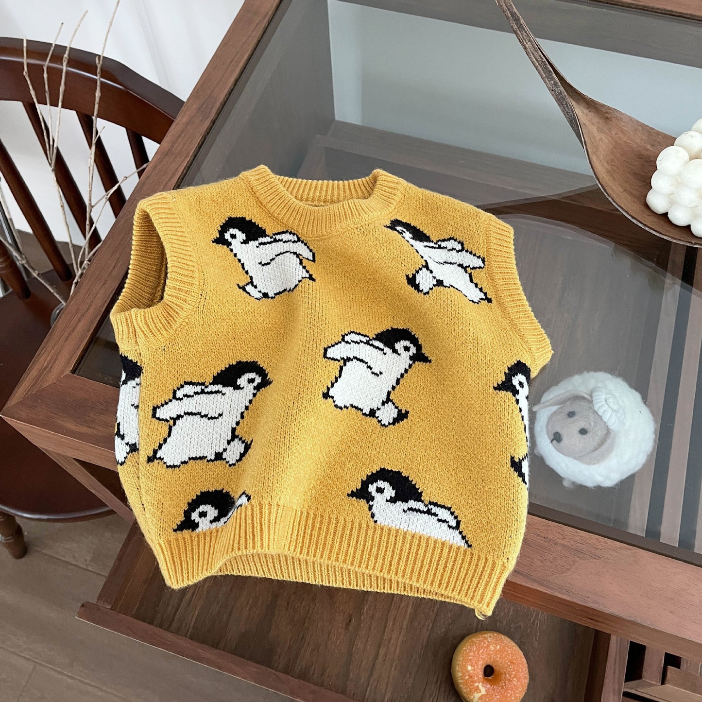Korean version of the Spring and Autumn vest baby animal sweater boy fashion shoulder girl foreign vest baby knitted top