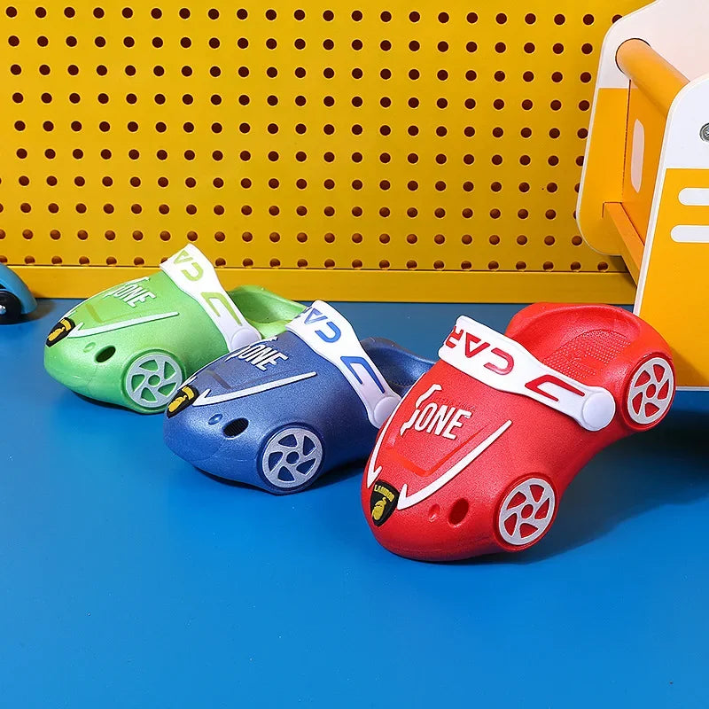 2022 new children's slippers for summer outdoor wear indoor casual toddlers for young children and children cute integrated sandals for boys and girls