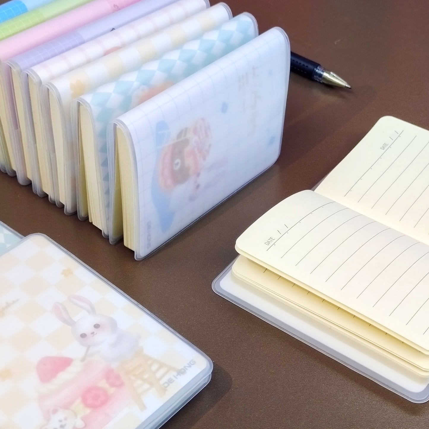 Book: Stationery, elementary school students, skin, small notebook, mini cute, pocket book, 100k portable plastic sleeve wholesale