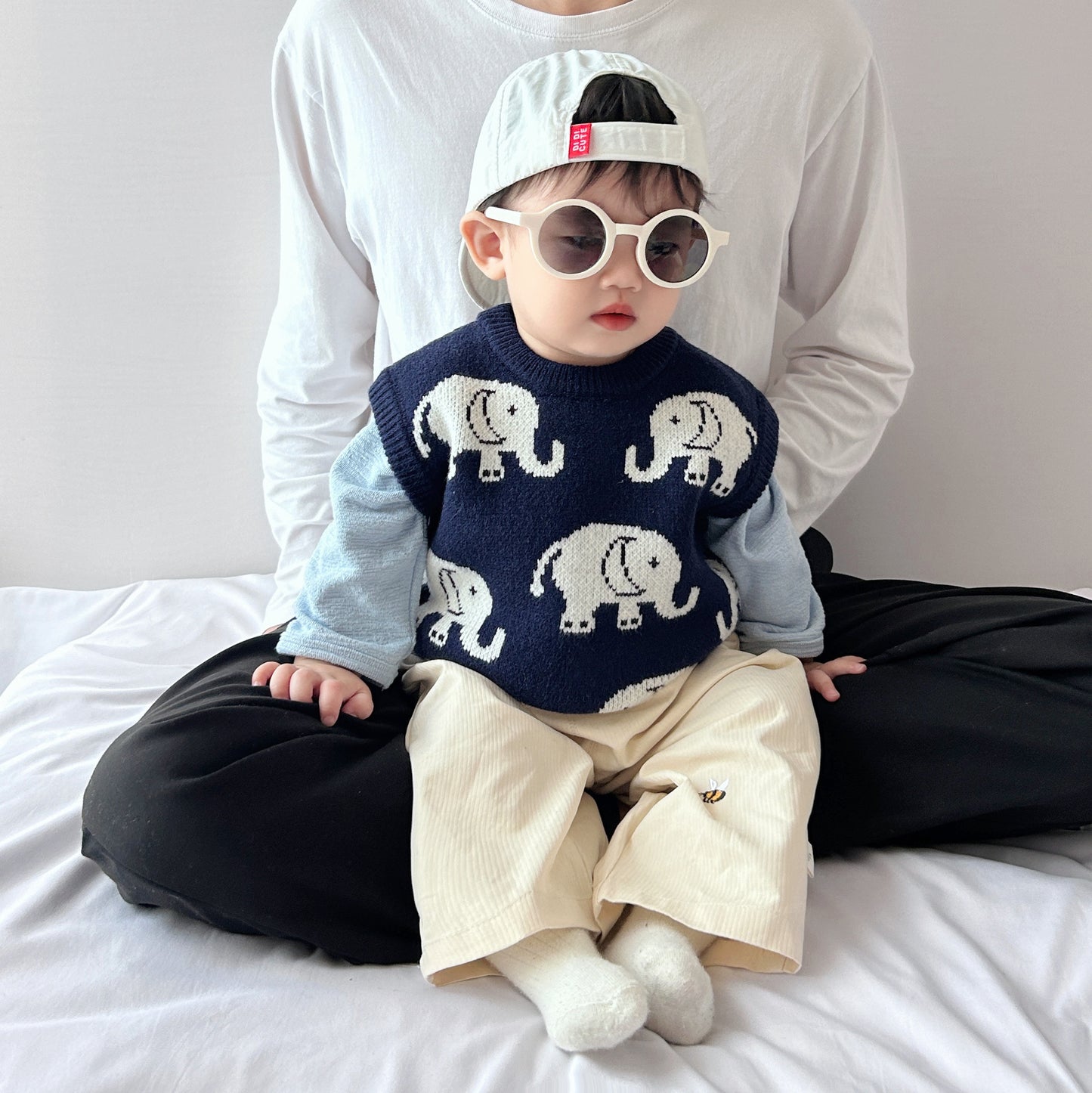 Korean version of the Spring and Autumn vest baby animal sweater boy fashion shoulder girl foreign vest baby knitted top