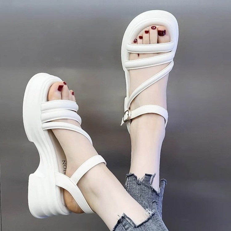 Special offer: thick-soled roman sandals for women, summer 2025 Internet celebrity hot style with skirt, casual and versatile beach shoes by the sea