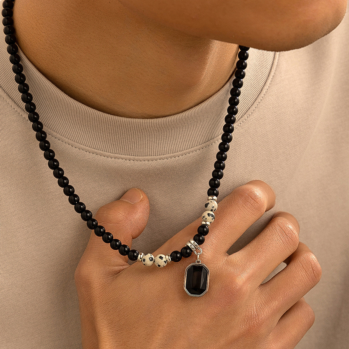 European and American cross-border tiger stone beaded necklace men's hip-hop niche sense of luxury, simple personality, men's clavicle chain accessories