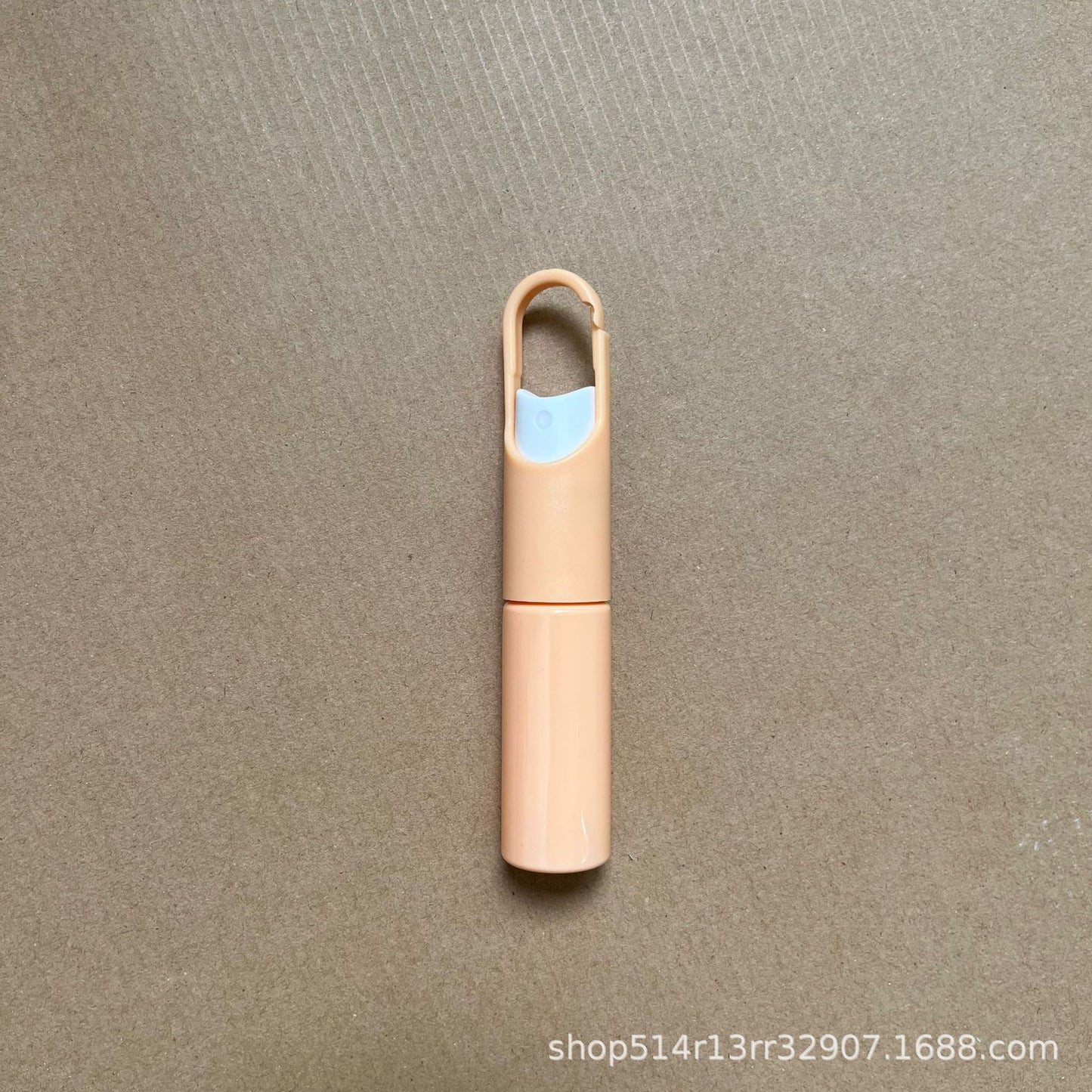 Wholesale 20ml 30ml square tube perfume spray bottle fashion plastic travel portable perfume bottle hook spray bottle