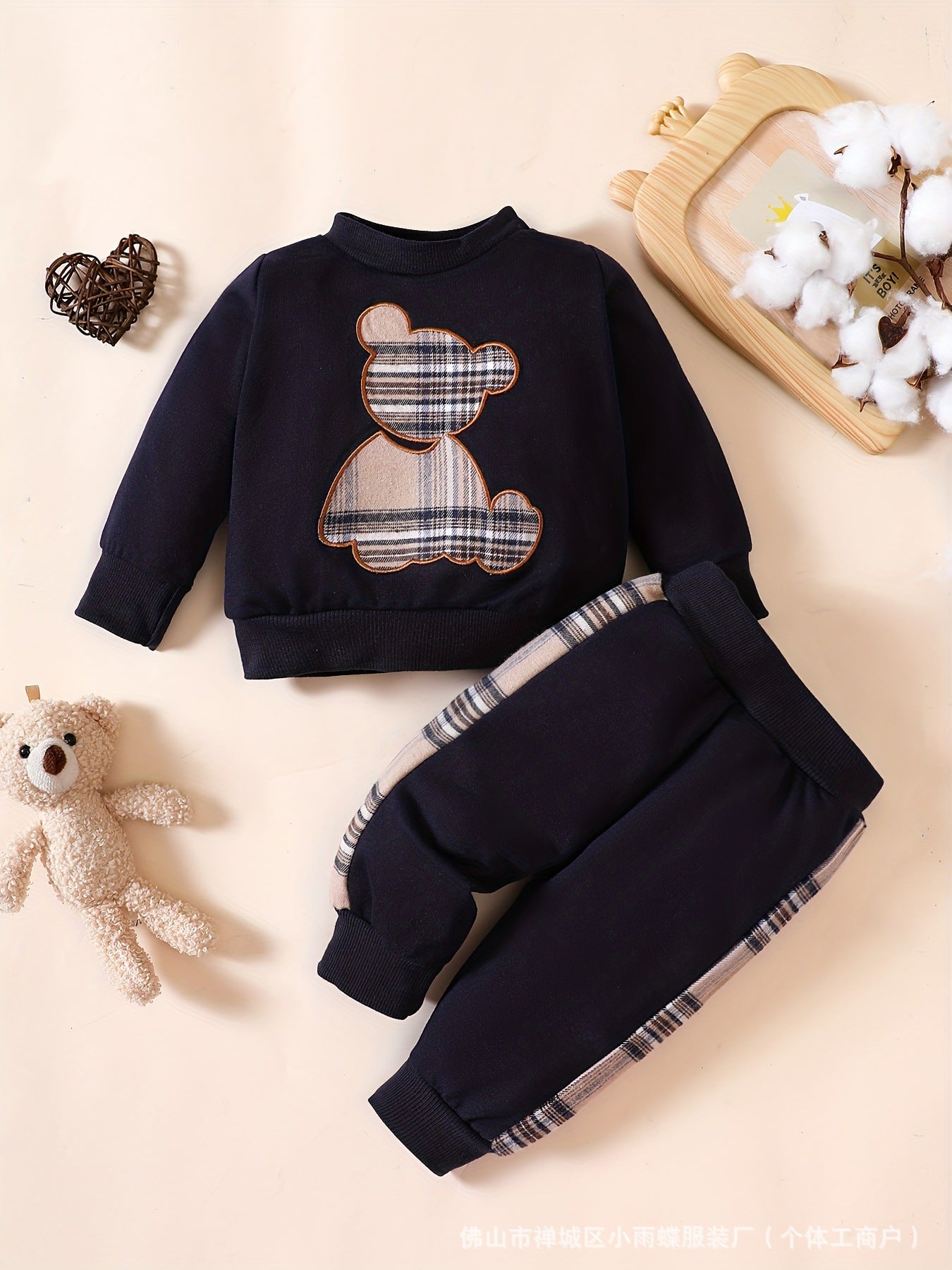 Cross-border INS Amazon 2024 new explosive baby plaid bear embroidered sweatshirt set fashionable
