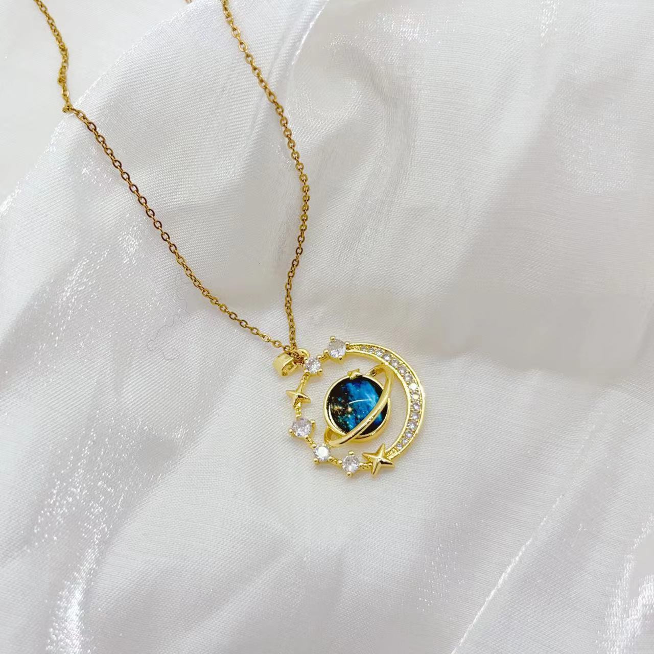 Starry Sky Planet Light Luxury Temperament Gorgeous Full Diamond Necklace Women's Versatile Clavicle Necklace Temperament Light Luxury Niche Design Sense