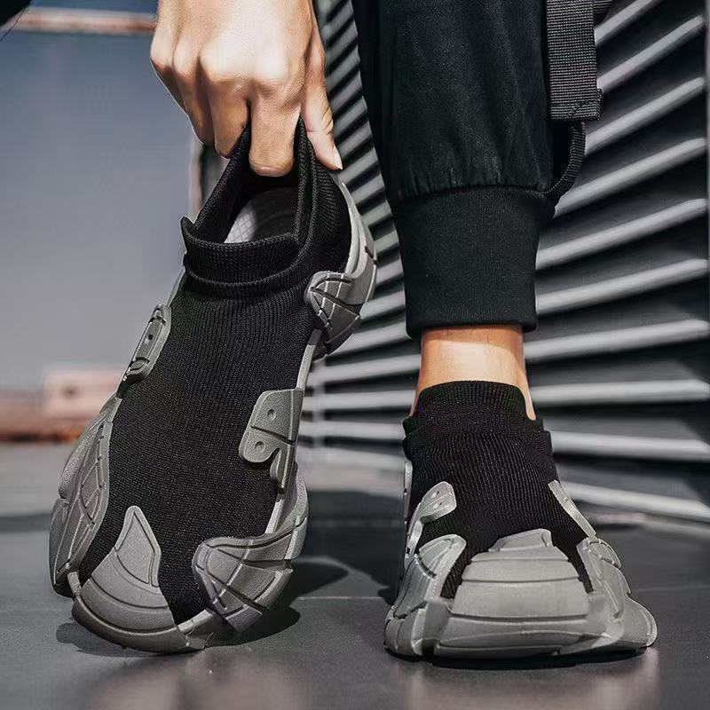 Men's shoes 2025 cross-border explosive breathable mesh fly knitted shoes, youth trendy casual sneakers, soft-soled socks, shoes