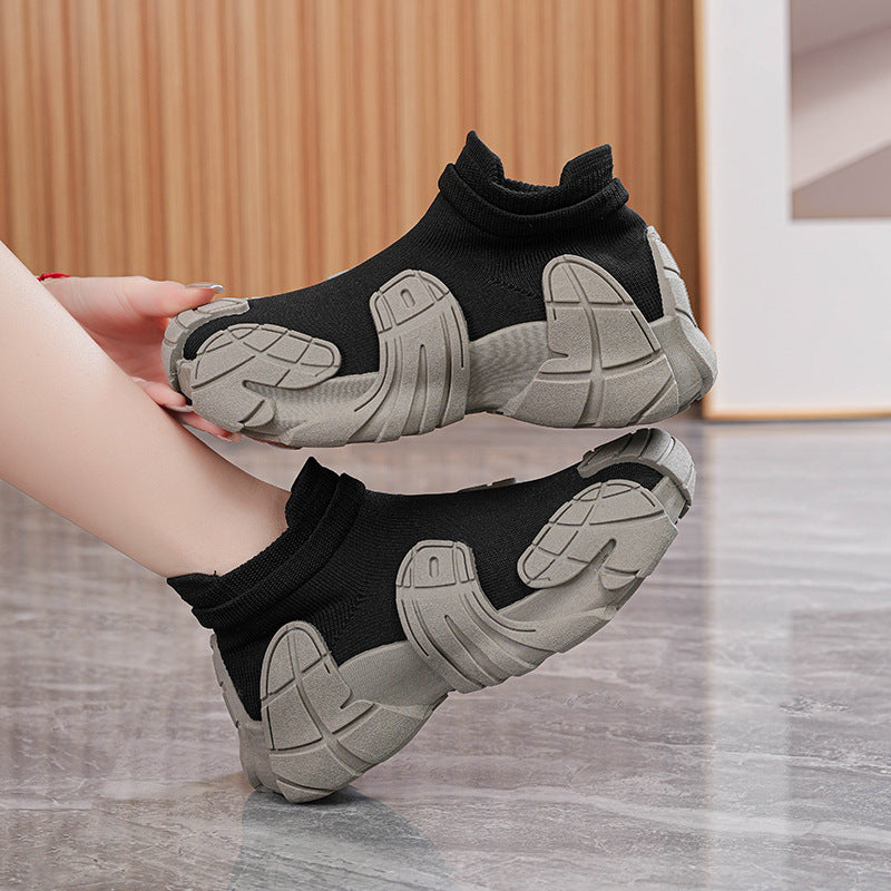 Douyin live broadcast popular elastic socks shoes and boots outdoor hiking sports windproof high-top mid-rise boots flying weaving casual women's boots