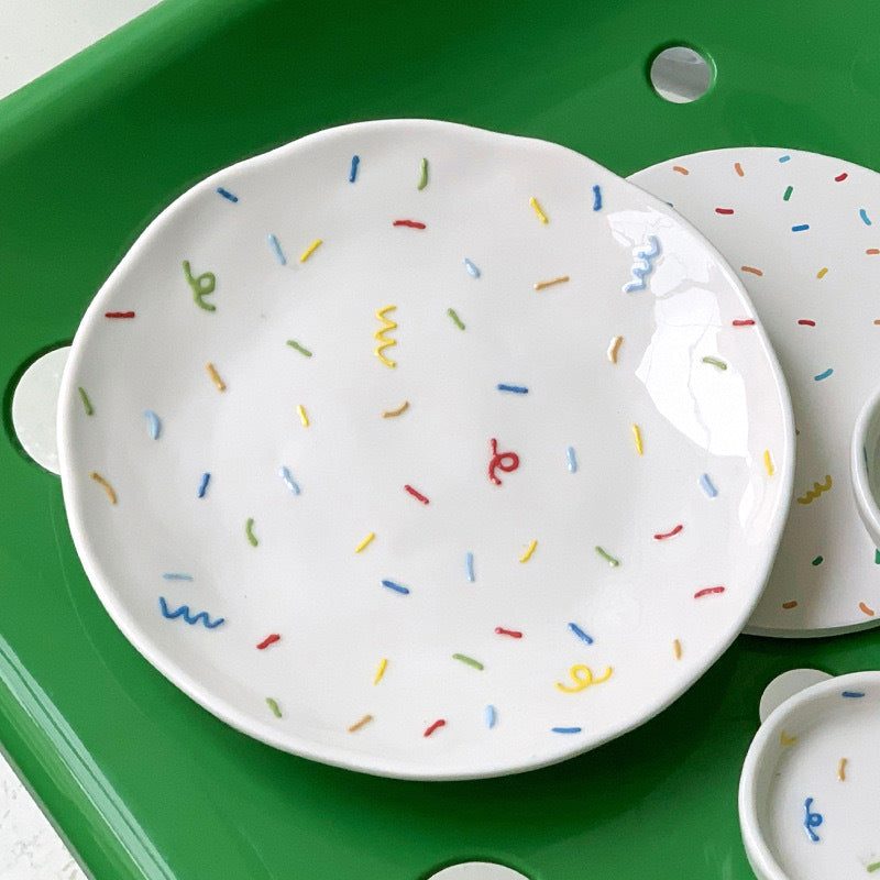 Original embossed sugar needle Korean hand-painted ceramic tableware household cute dish set bowl and plate combination housewarming gift