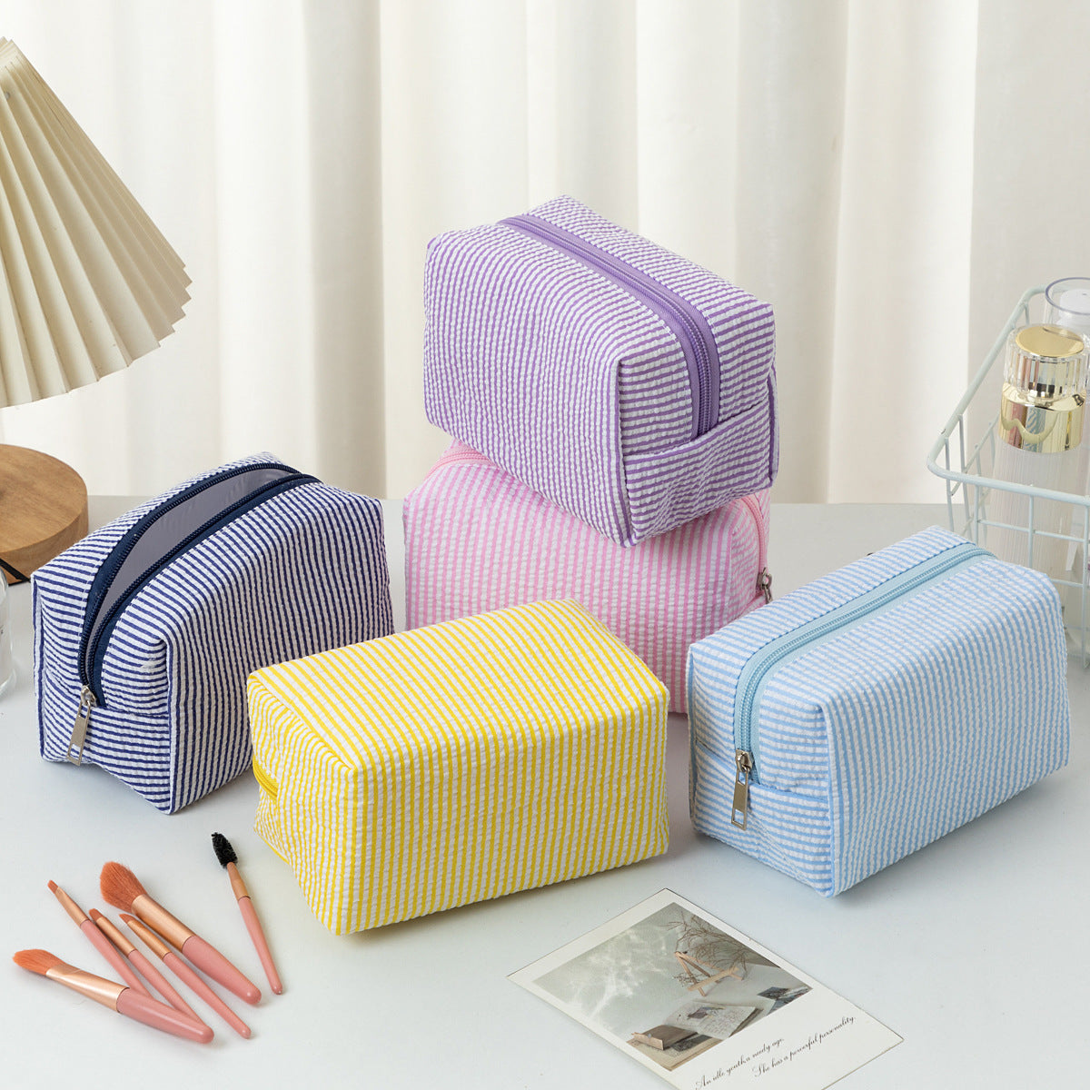 Cross-border hot selling seersucker cosmetic bag hand holding large capacity toiletry bag embroidered stripe travel cosmetics storage bag
