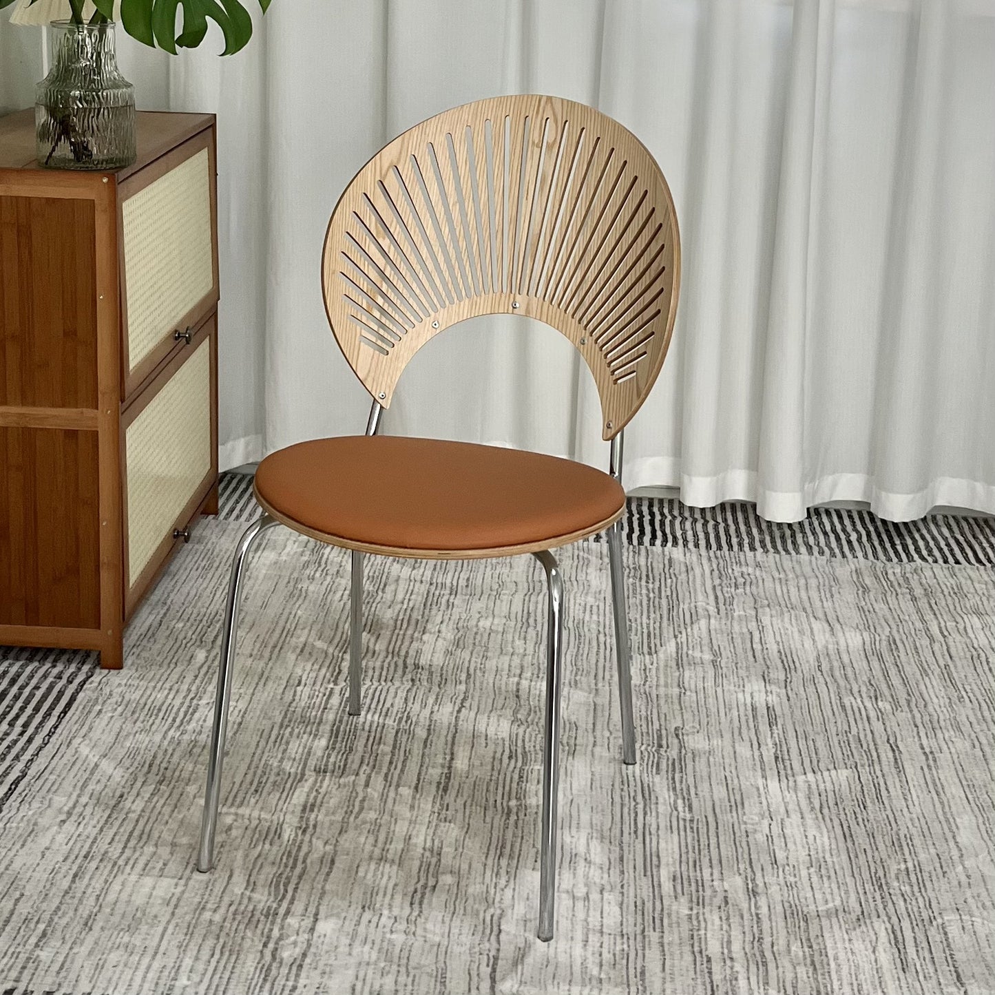 Nordic Dining Chair Solid Wood Household Coffee Chair Backrest Retro Dining Chair Simple Negotiation Casual Seashell Chair Wholesale