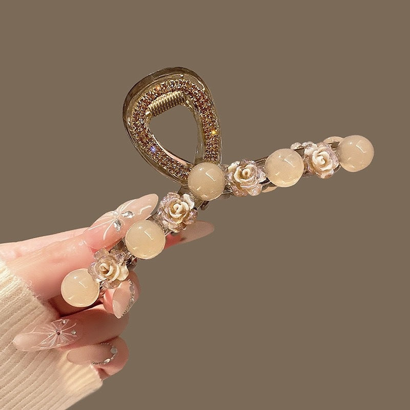 Sweet little fragrant wind camellia bead bead grab clip large hair volume more female back of the head high-end coil hair shark clip hairpin