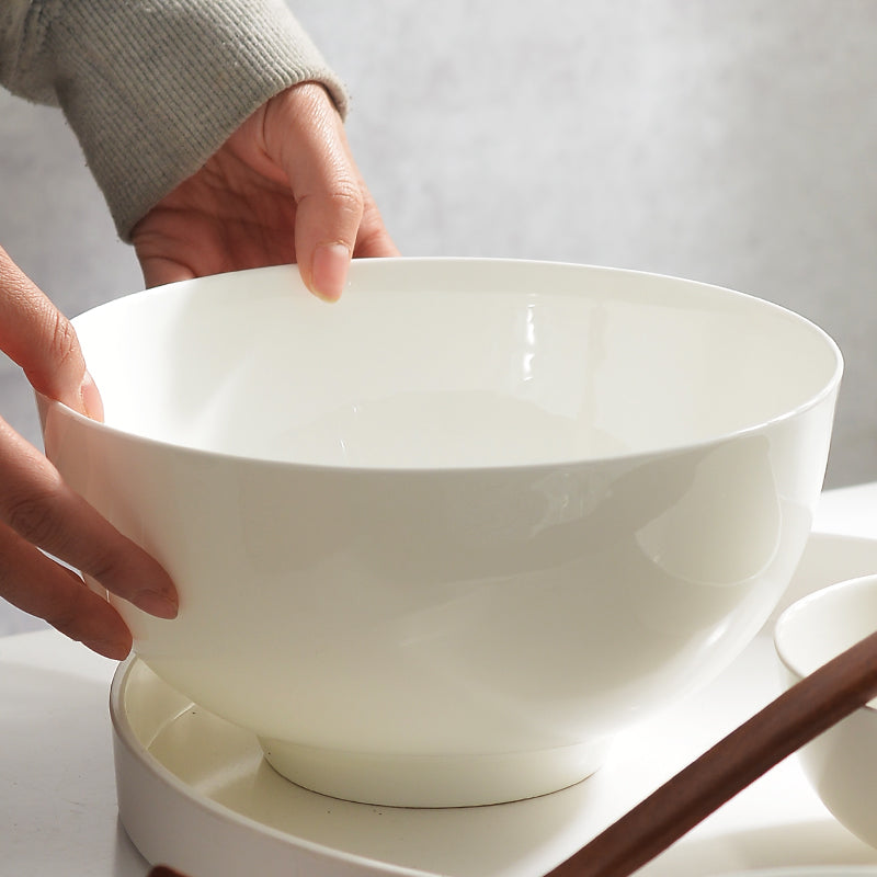 White noodle bowl