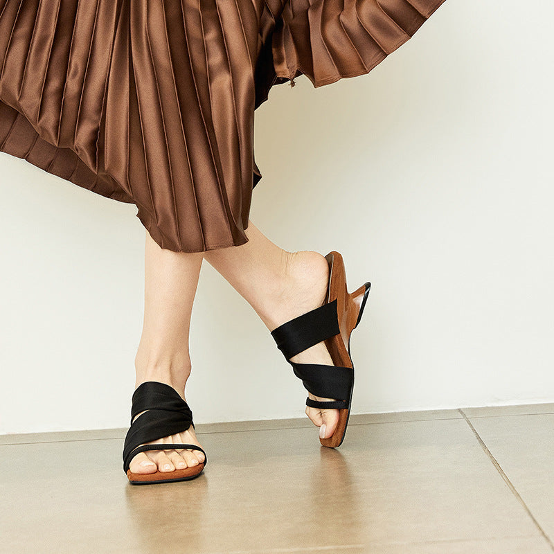 Sheepskin color-blocked retro square toe straight with wedge heel slippers women's summer wear Korean version of open-toe high-heeled sandals