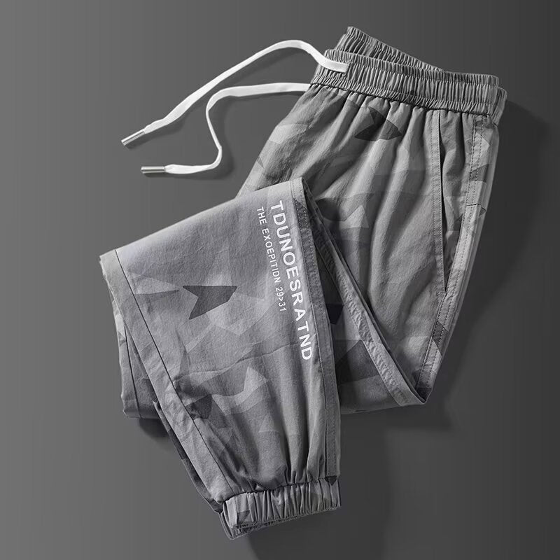 Pants worn by men for work, camouflage, wear-resistant dirty construction clothes, work pants, breathable ice silk casual work pants