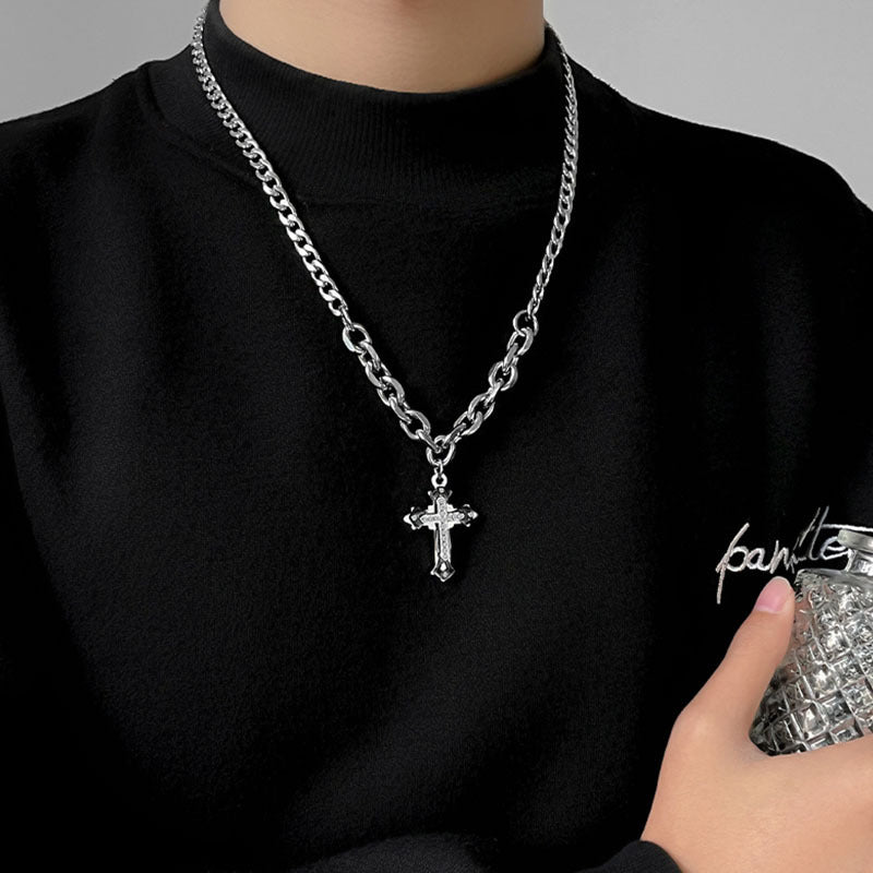 Men's equatorial cross necklace, men's trendy hip-hop, high-end fashion brand, versatile charms, men's niche design accessories