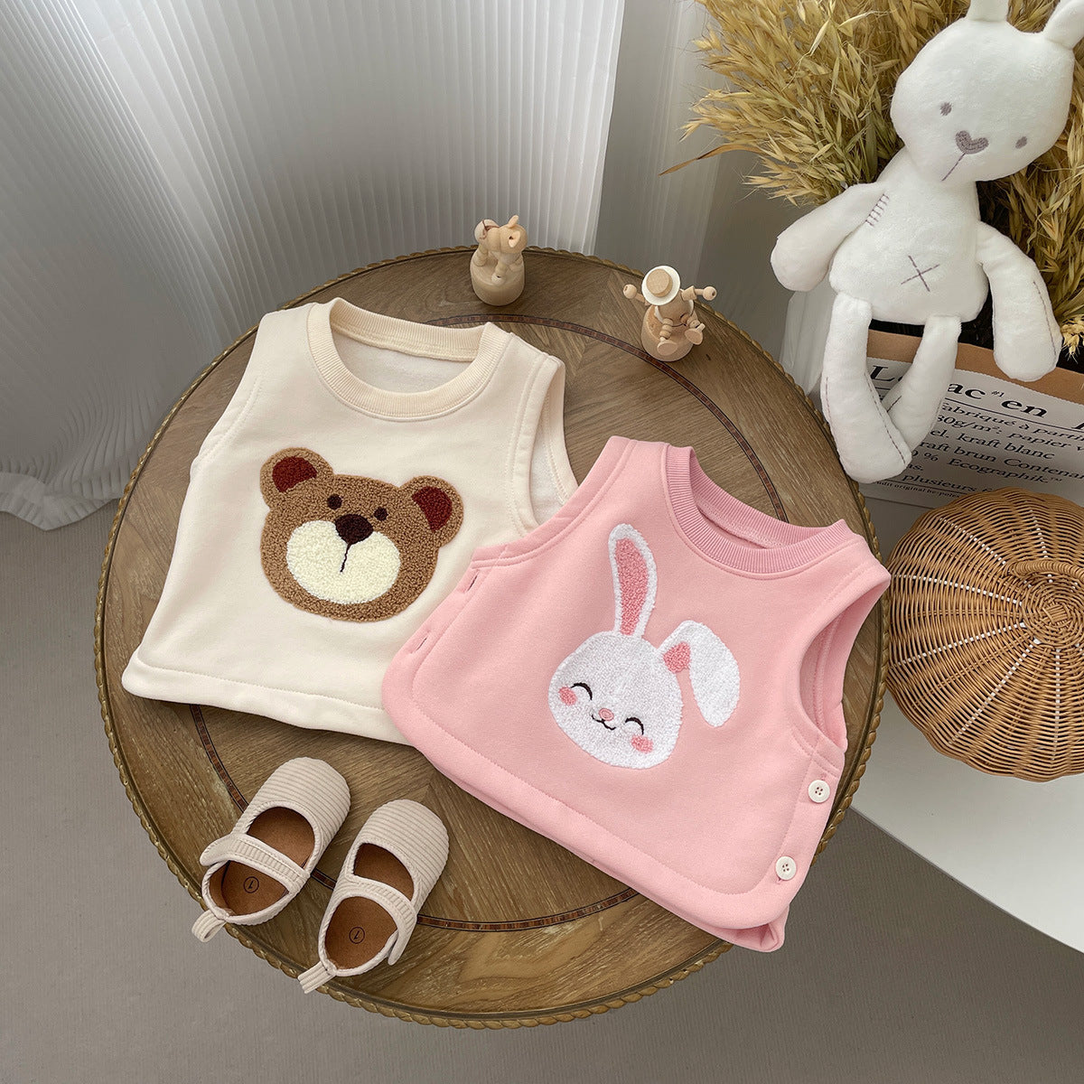 2025 baby autumn winter children's cute cartoon plush vest vest newborn boys and girls baby warm top