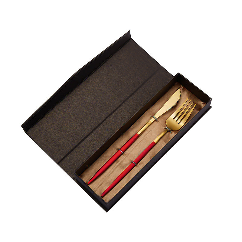 Two or four pieces of chopsticks and spoons stainless steel knives, forks and spoons set of titanium plated lacquer Portuguese gift box stainless steel cutlery set