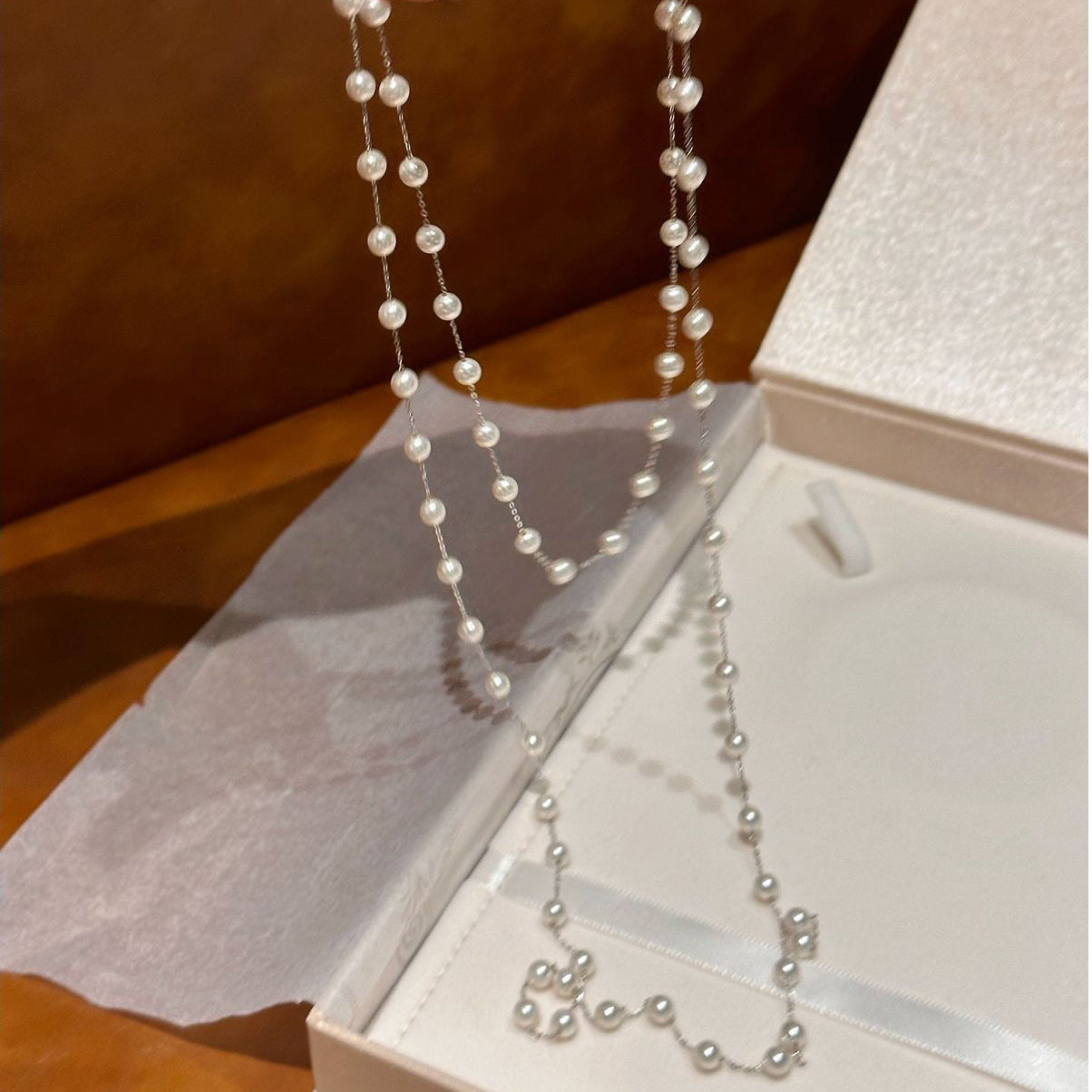 New faux pearl double-layered necklace cross-border exquisite fashion clavicle chain French temperament light luxury sweater chain