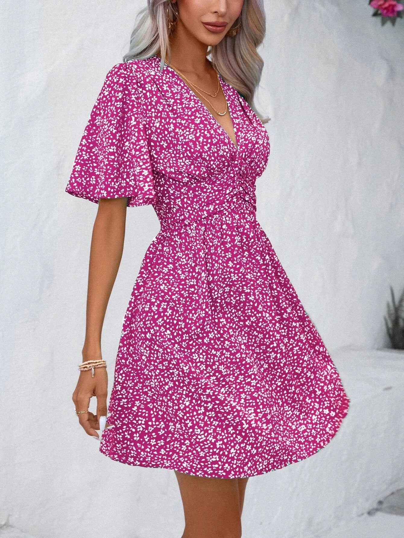 2025 European and American Amazon cross-border women's summer new V-neck mid-sleeve printed high-waisted floral pleated dress