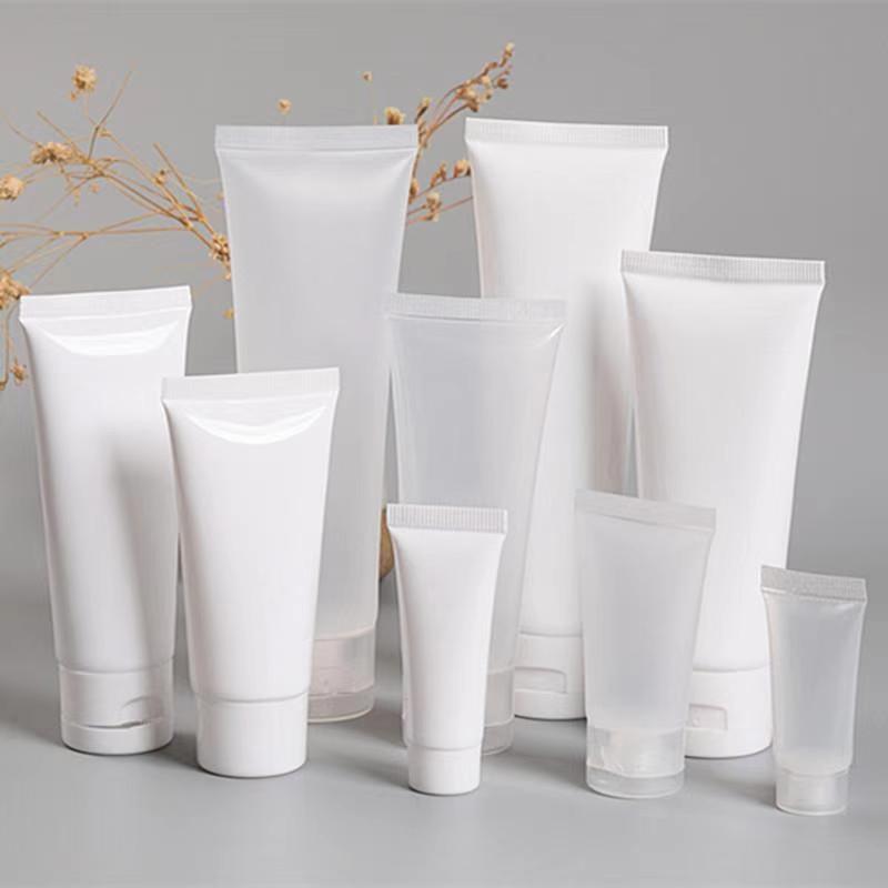 White varnish facial cleanser, travel bottle, cosmetic hose bottle, hand cream, shampoo, plastic bottle, empty bottle