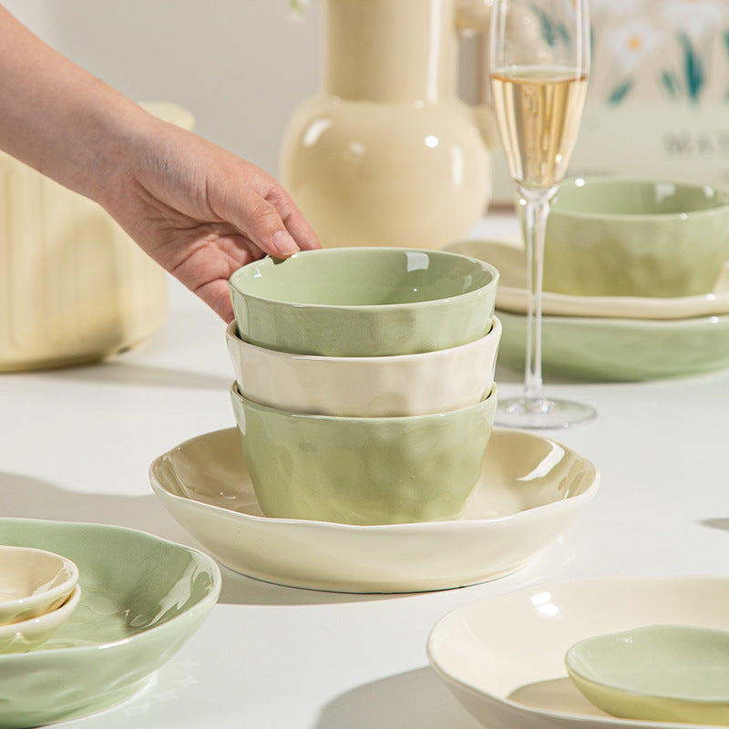 Underglaze color French cream style ceramic bowl and dish set for eating, high value, simple soup bowl for home use, 2025 new model