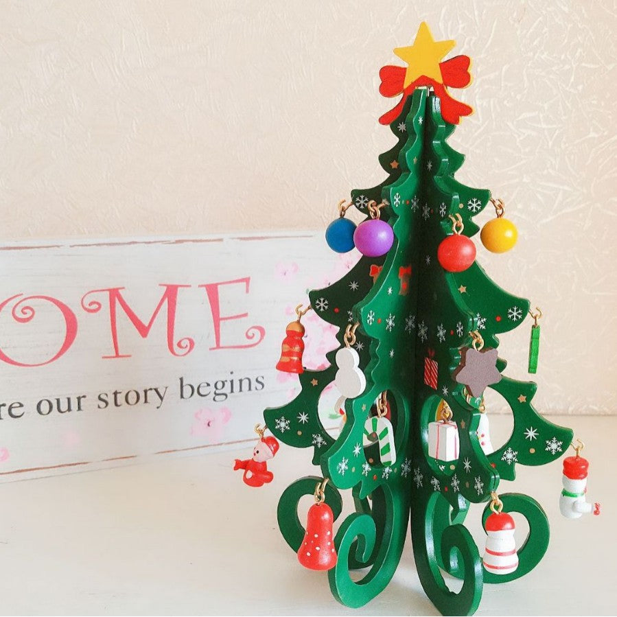 Christmas gifts wooden Christmas tree Christmas ornaments gift decorations six-piece tree with small pendants