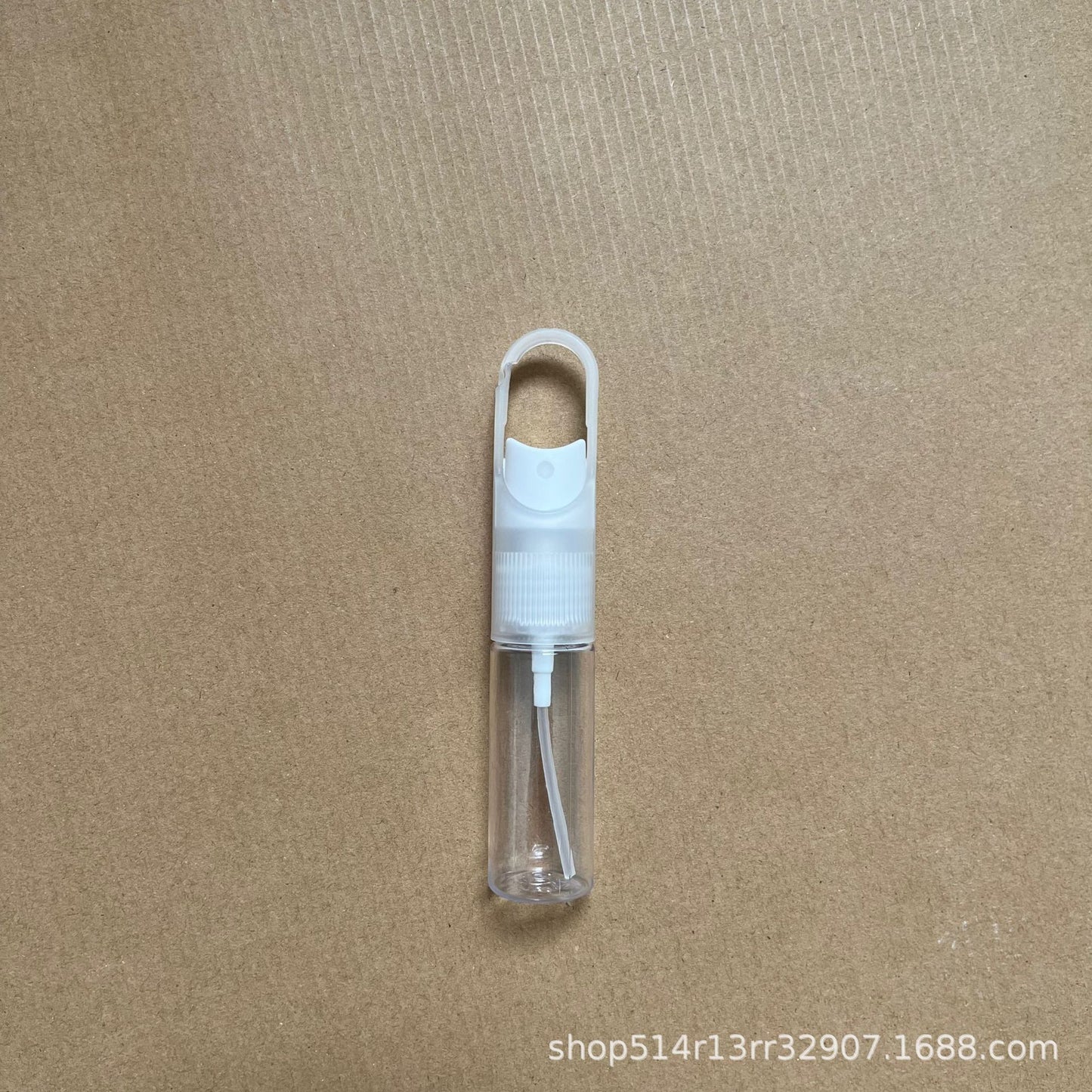 Wholesale 20ml 30ml square tube perfume spray bottle fashion plastic travel portable perfume bottle hook spray bottle
