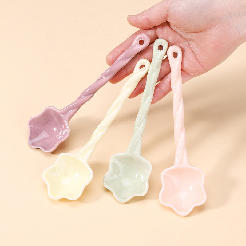 Ceramic star spoon twist handle home dormitory office high-value long handle eating and drinking spoon dessert soup