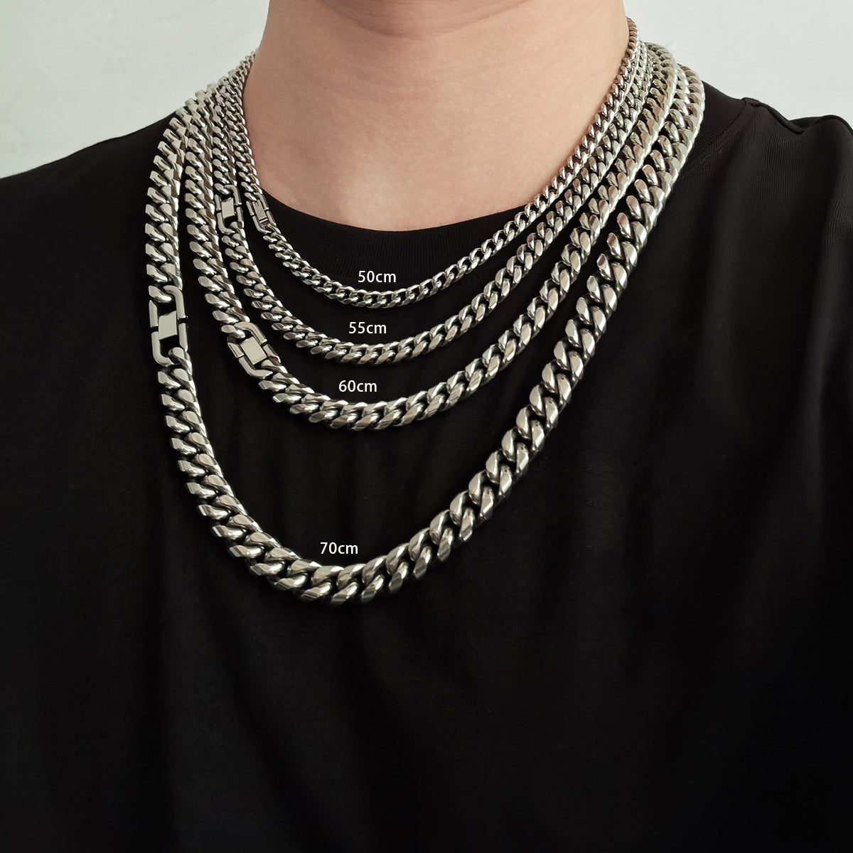 Titanium steel cuba chain hip hop necklace stainless steel round grinding crypto chain fashion men's jewelry buckle titanium steel necklace jewelry