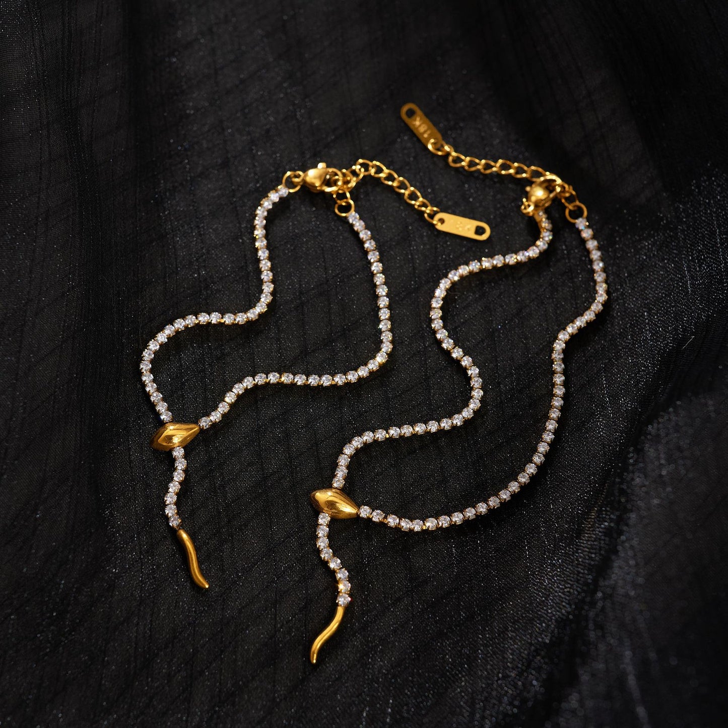 Spot wholesale European and American cross-border 18k gold-plated titanium steel vintage unique serpentine zircon fashion diamond chain bracelet ankle bracelet