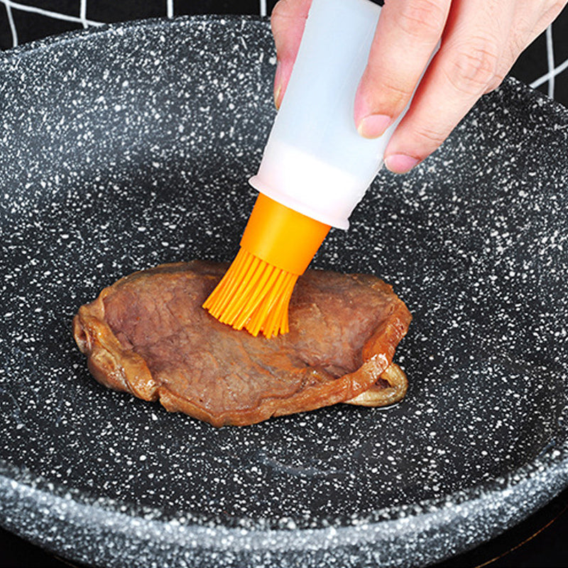 Silicone integrated oil brush