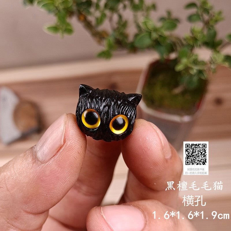 Green sandalwood rosewood cat glow-in-the-dark stone cat DIY accessories ebony keychain car hanging bag hanging handicraft gifts