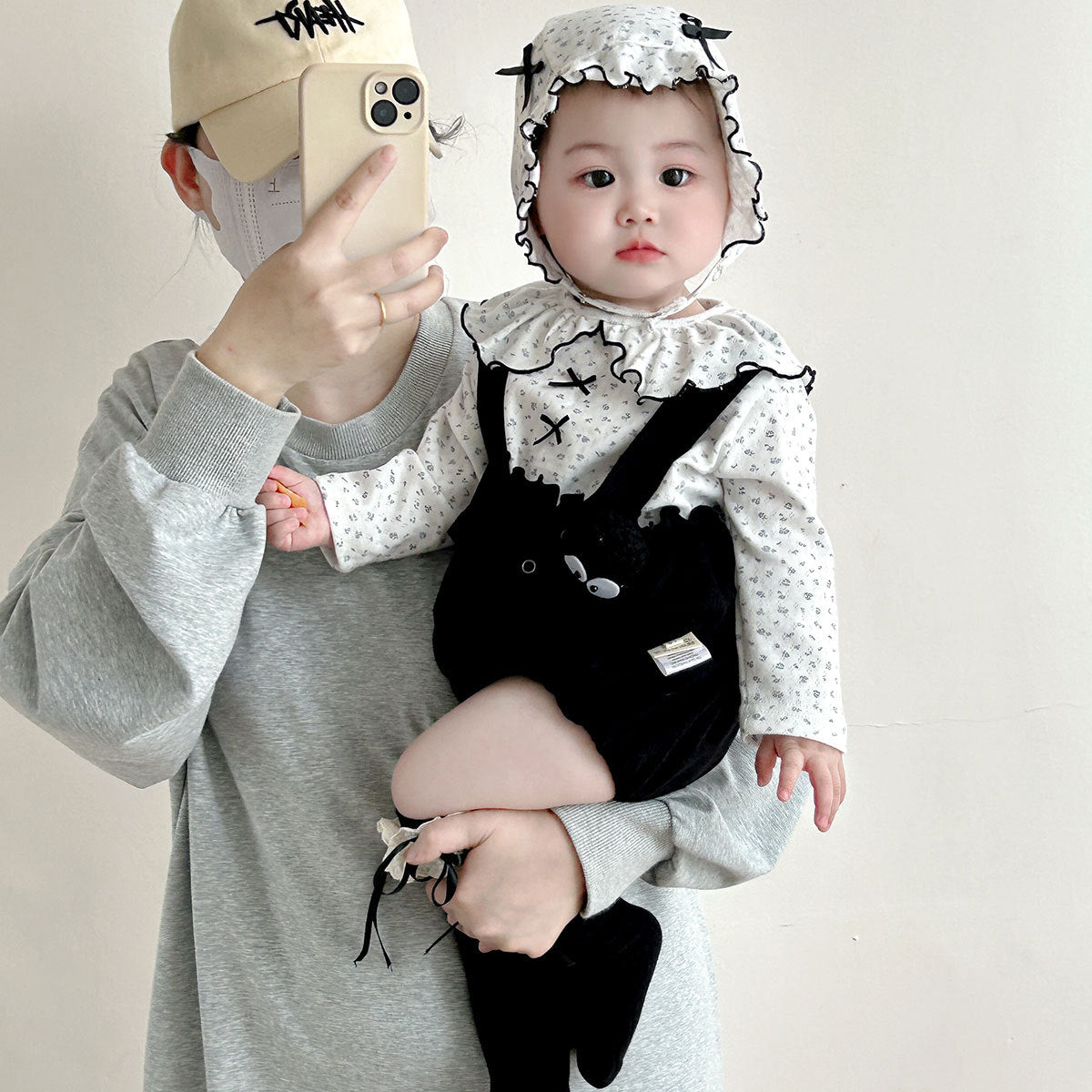 Infant and toddler set doll collar spring and autumn strap foreign style suit outing clothes little princess set Z1250