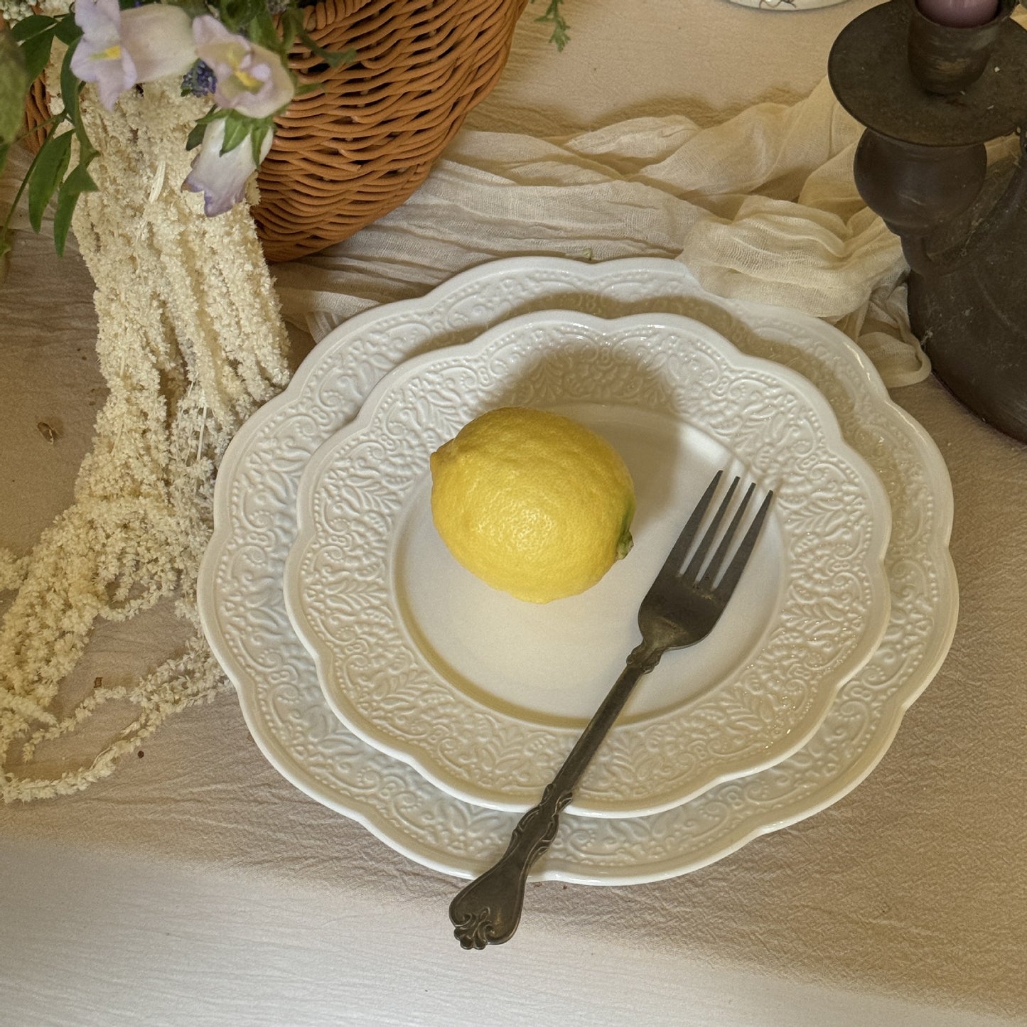 French vintage petal edge embossed ceramic pure white tableware dessert breakfast salad dinner plate coffee cup saucer