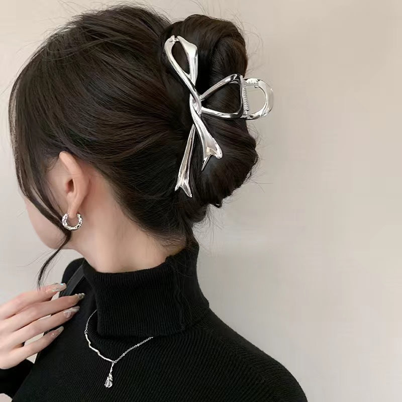 Simple bow metal grip clip women's high-end large temperament shark clip cold wind 2024 new back of the head