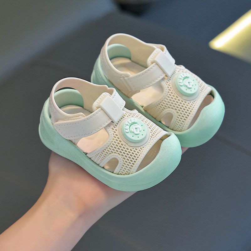 Toddler shoes 2025 new children's baby sandals non-slip summer baby shoes soft sole breathable toe toe boys and girls