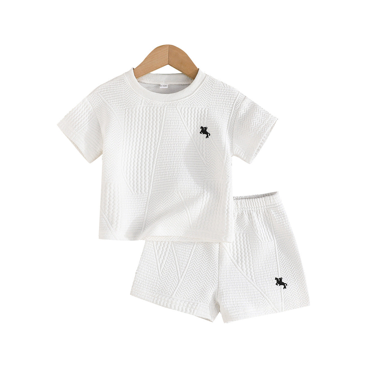 Cross-border 2025 baby boy simple and comfortable horse racing pattern embroidered T-shirt + shorts suit summer new sports style