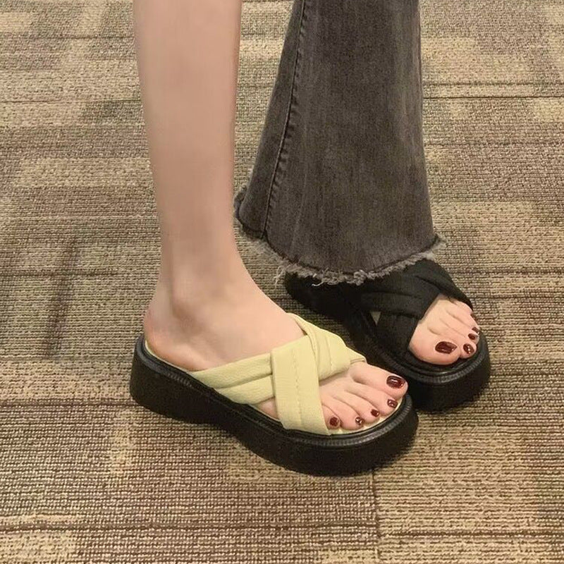2025 new flatcake thick-soled heightened beach flip-flops fashion ladies fairy sandals support one drop shipping