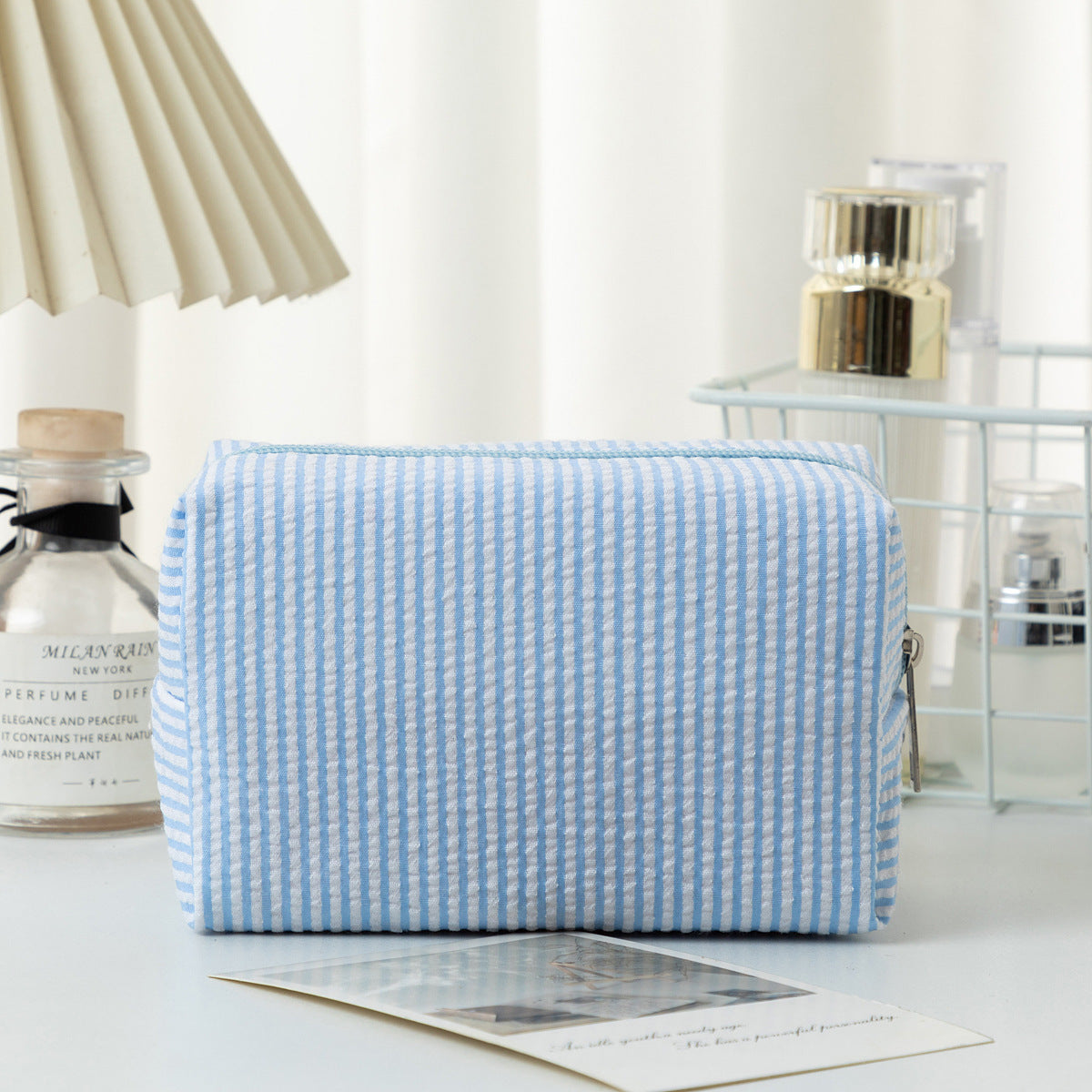 Cross-border hot selling seersucker cosmetic bag hand holding large capacity toiletry bag embroidered stripe travel cosmetics storage bag