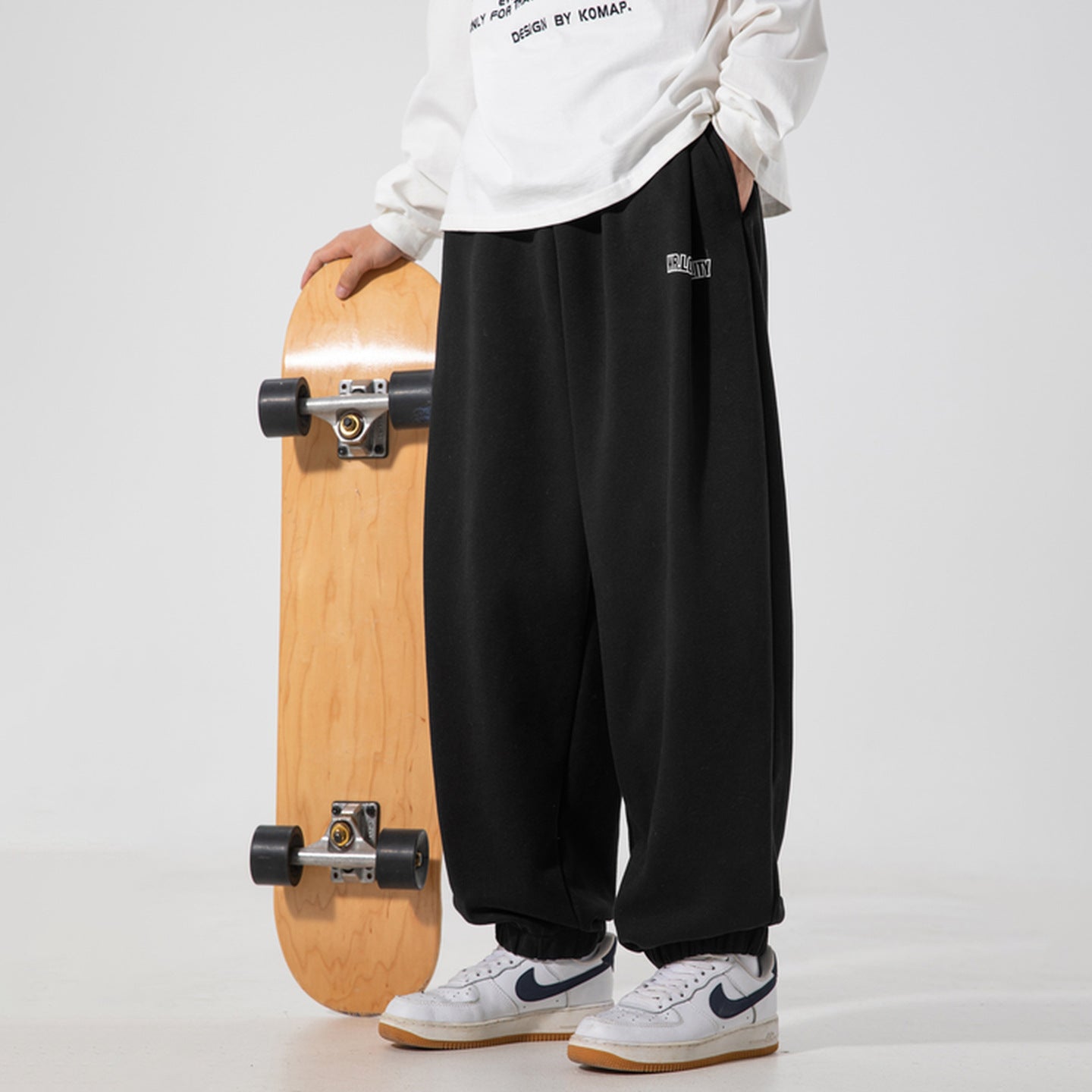 Contrasting letter print boutie sweatpants men's autumn loose silhouette athleisure pants trendy brand versatile long pants