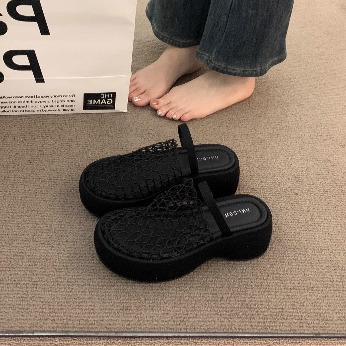 Muffin platform high heels hollow black toe sandals women's shoes Summer gentle fairy small man heightened half slippers