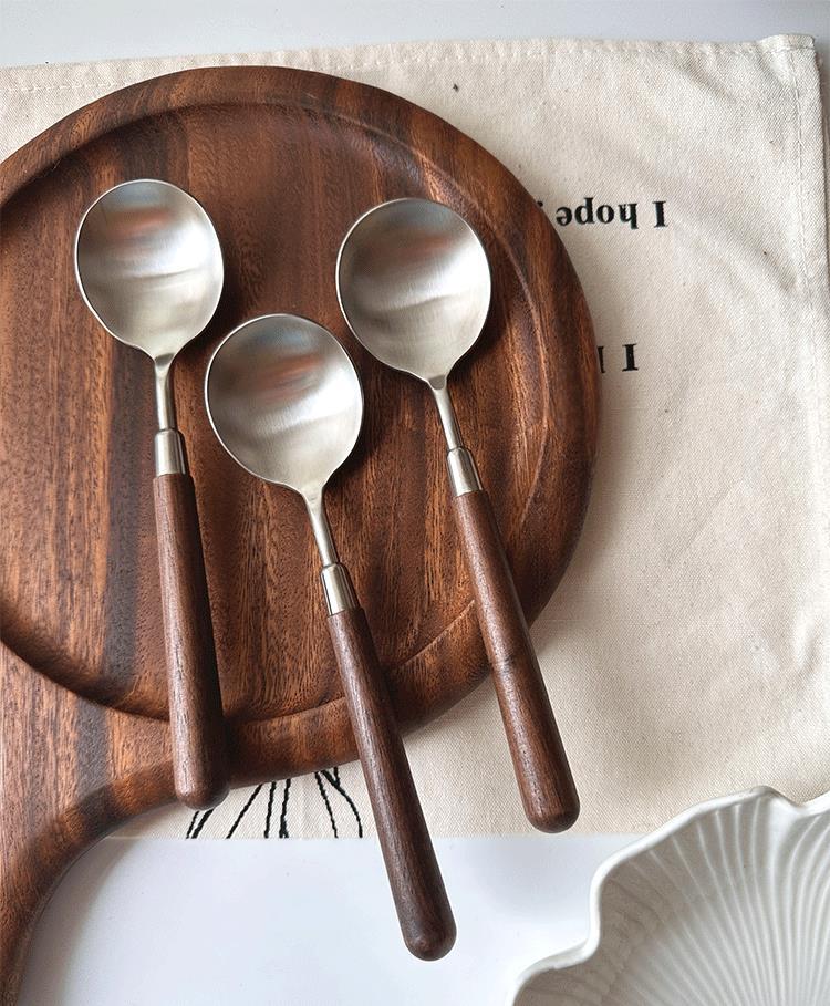 Retro imitation walnut spoon brushed western tableware stainless steel round head soup spoon spoon household japanese dinner spoon wholesale