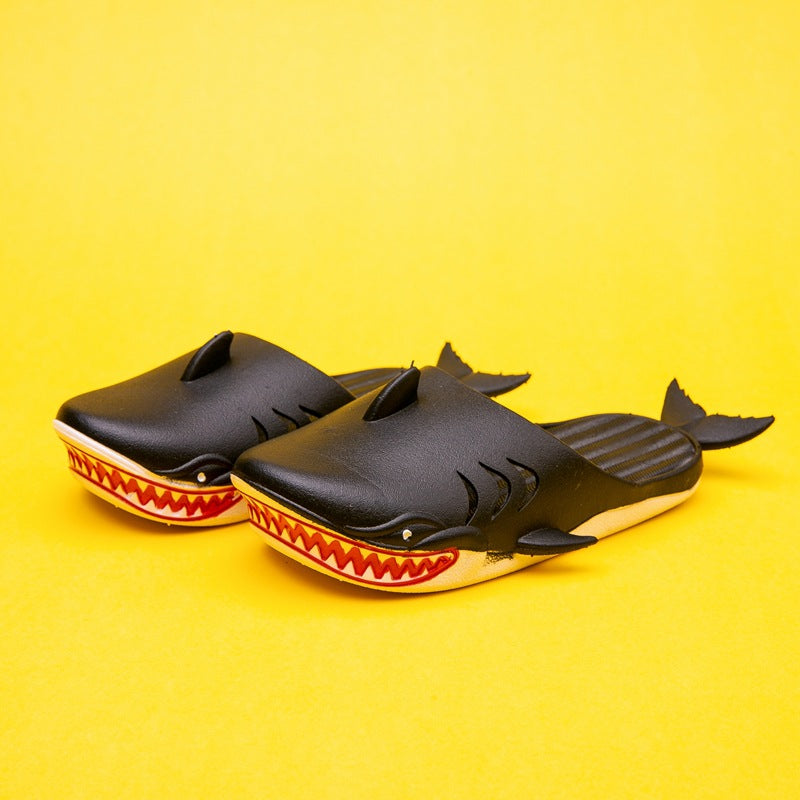 Creative funny children's shark Baotou slippers cute indoor and outdoor non-slip cartoon slippers boys and girls hole shoes
