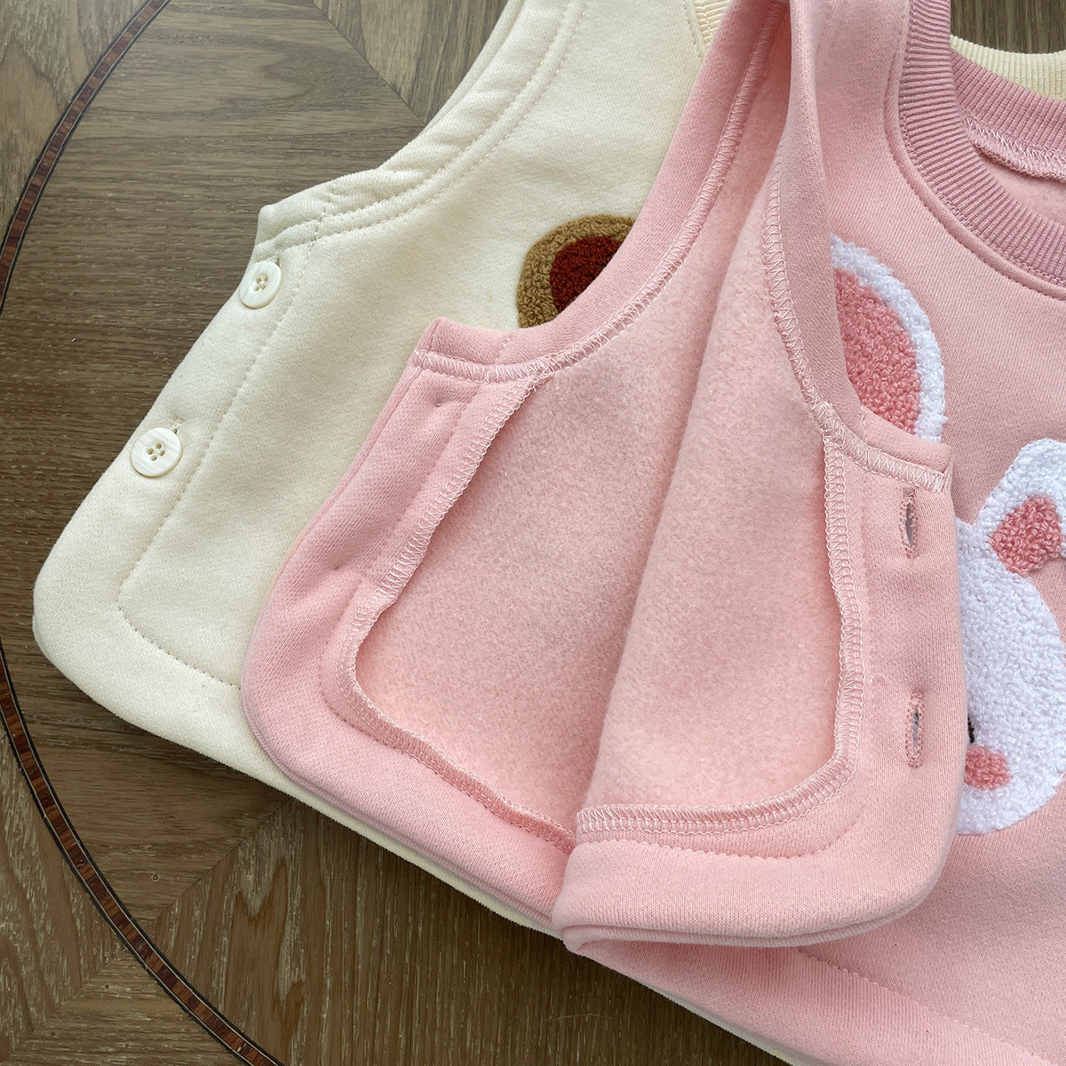 2025 baby autumn winter children's cute cartoon plush vest vest newborn boys and girls baby warm top