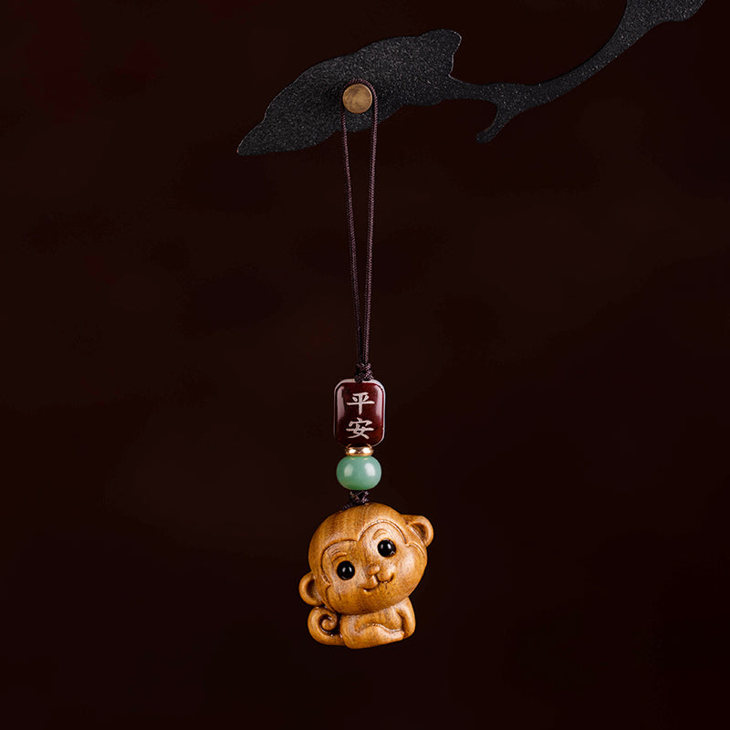 Sandalwood zodiac monkey car keychain pendant delicate and cute safe mobile phone chain pendant male and female couple little monkey gold
