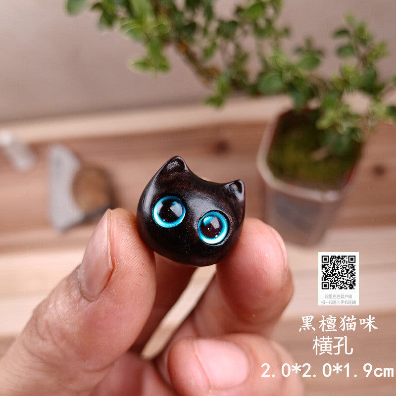 Green sandalwood rosewood cat glow-in-the-dark stone cat DIY accessories ebony keychain car hanging bag hanging handicraft gifts