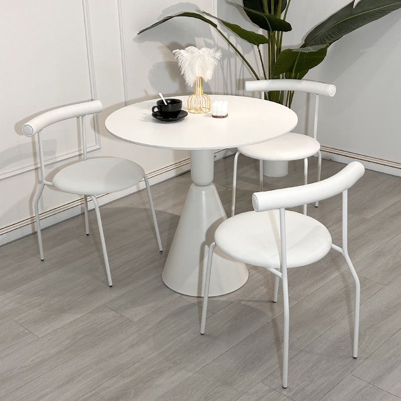 Family round table